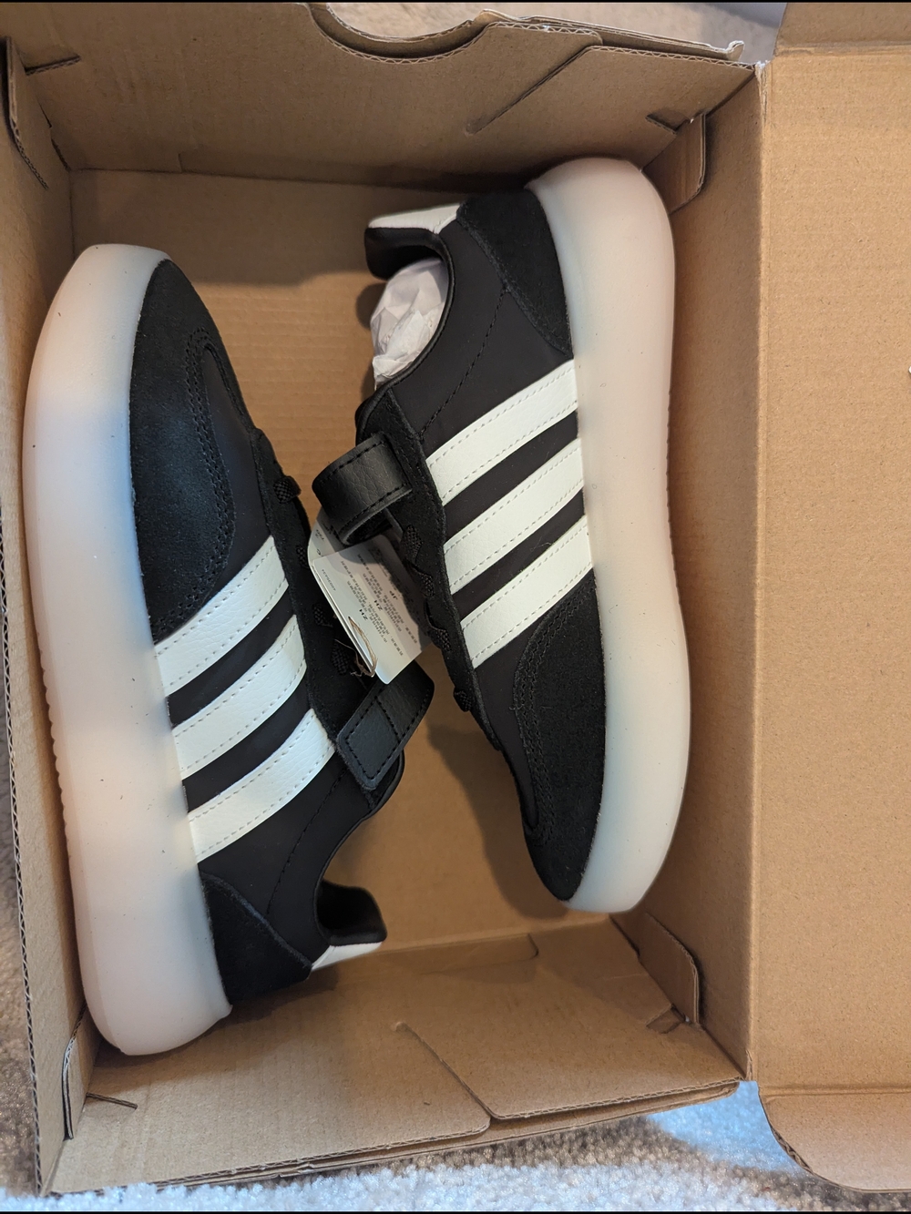 Adidas Barreda Decode Size Youth 2.5